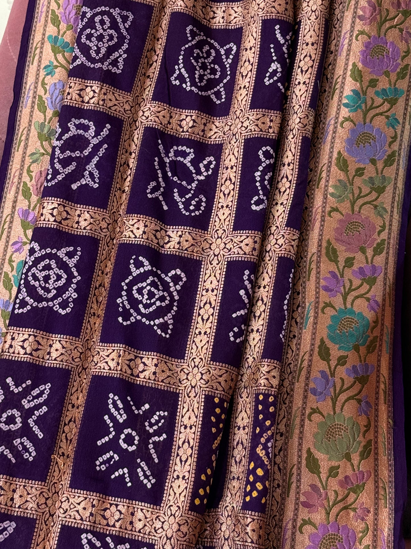 Premium Banarasi Bandhani Dupatta