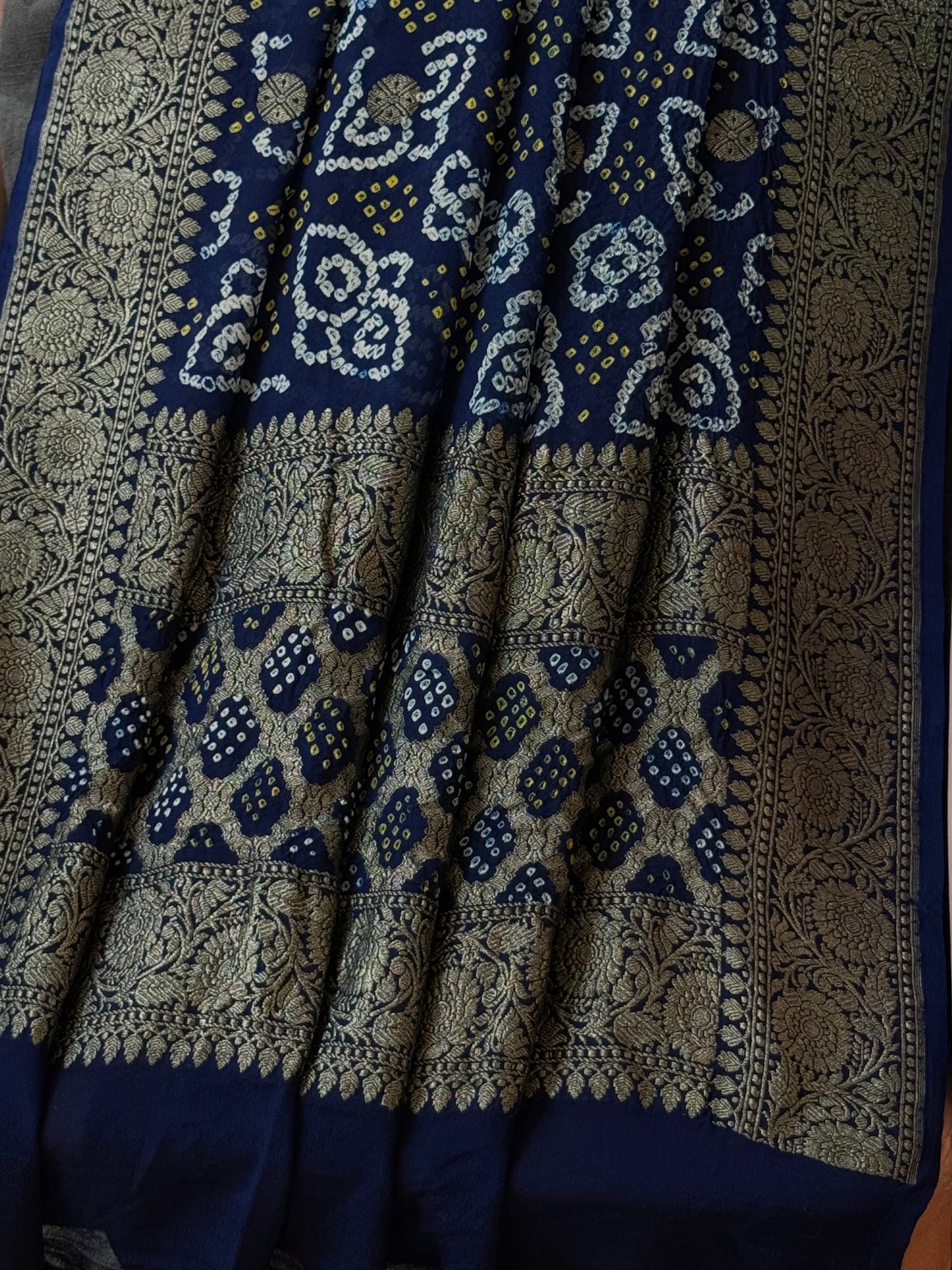Premium Banarasi Bandhani Dupatta