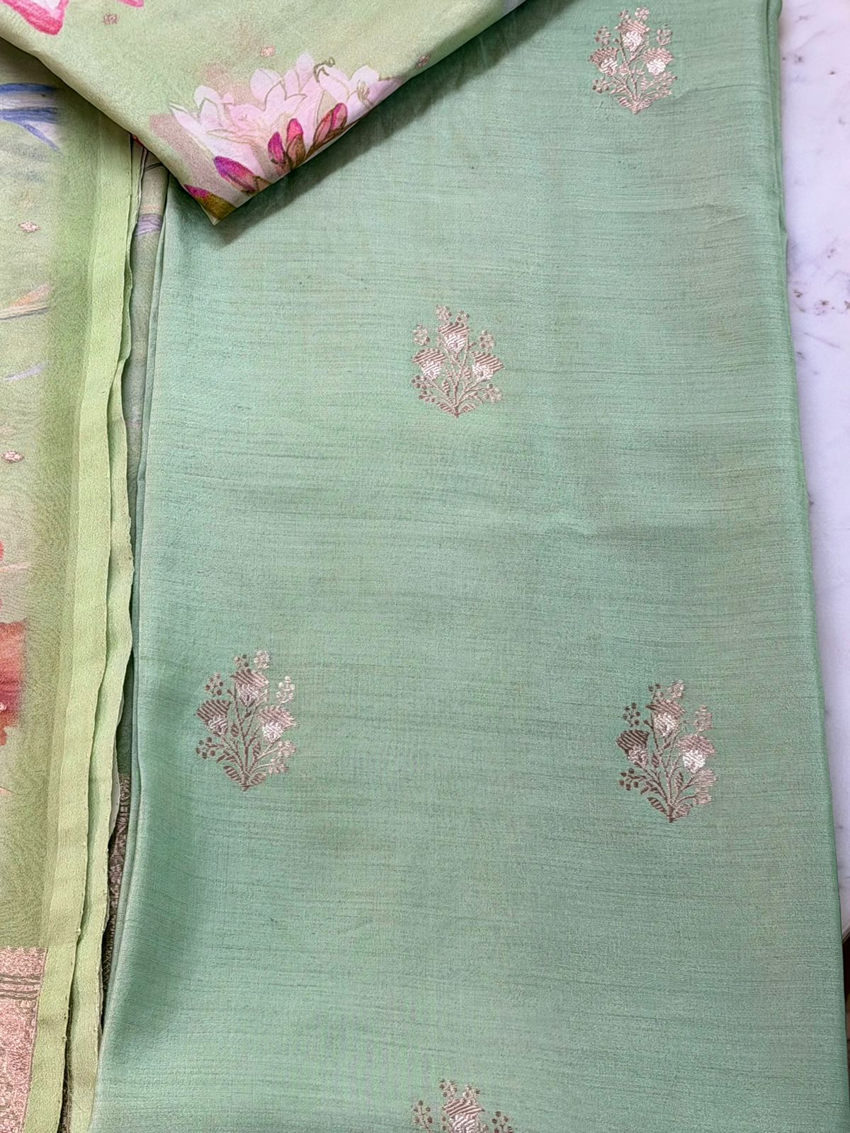 Kadhua cotton suit with kora silk dupatta 