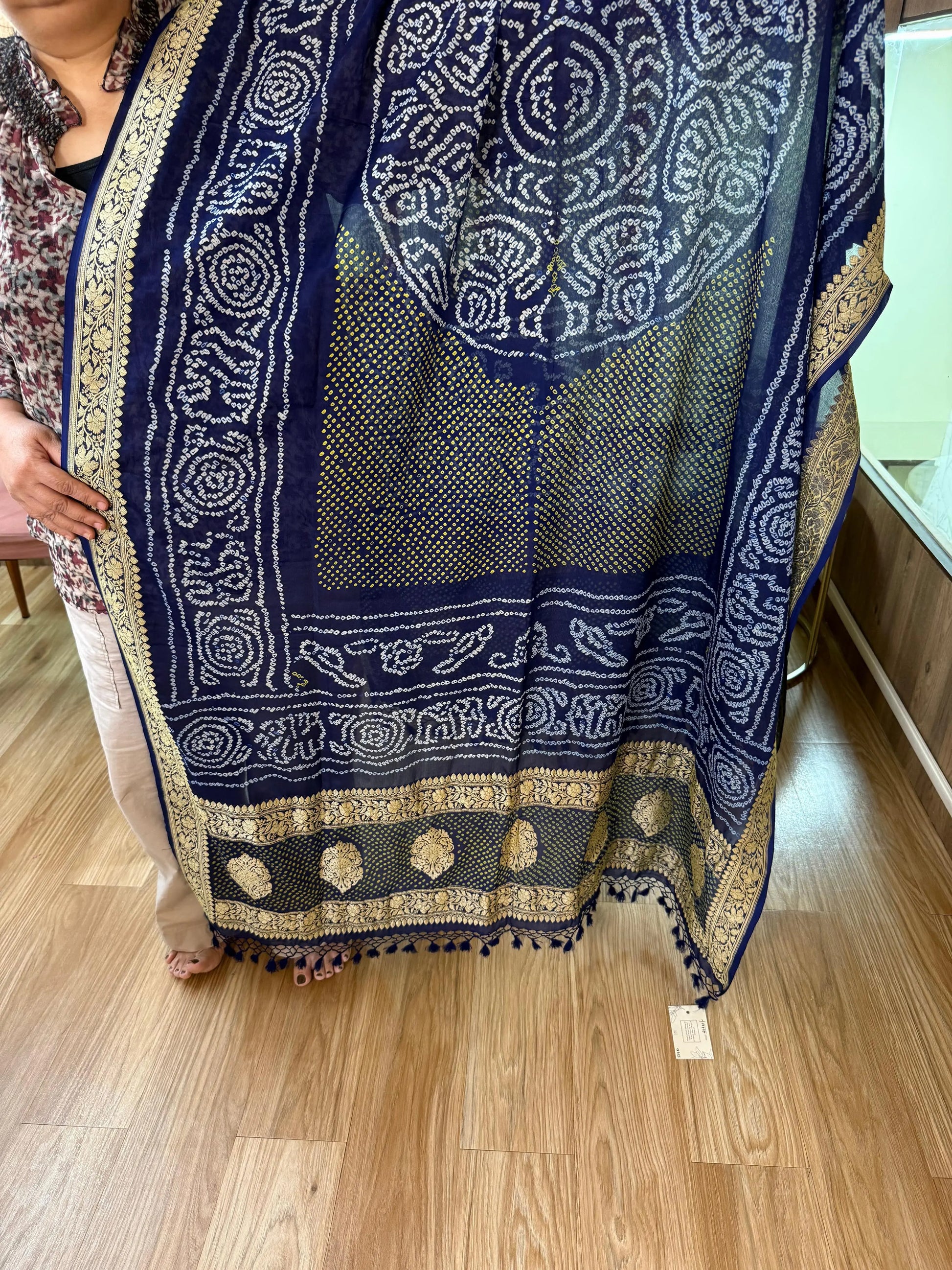Premium Banarasi Bandhani Dupatta Heritage Weaves