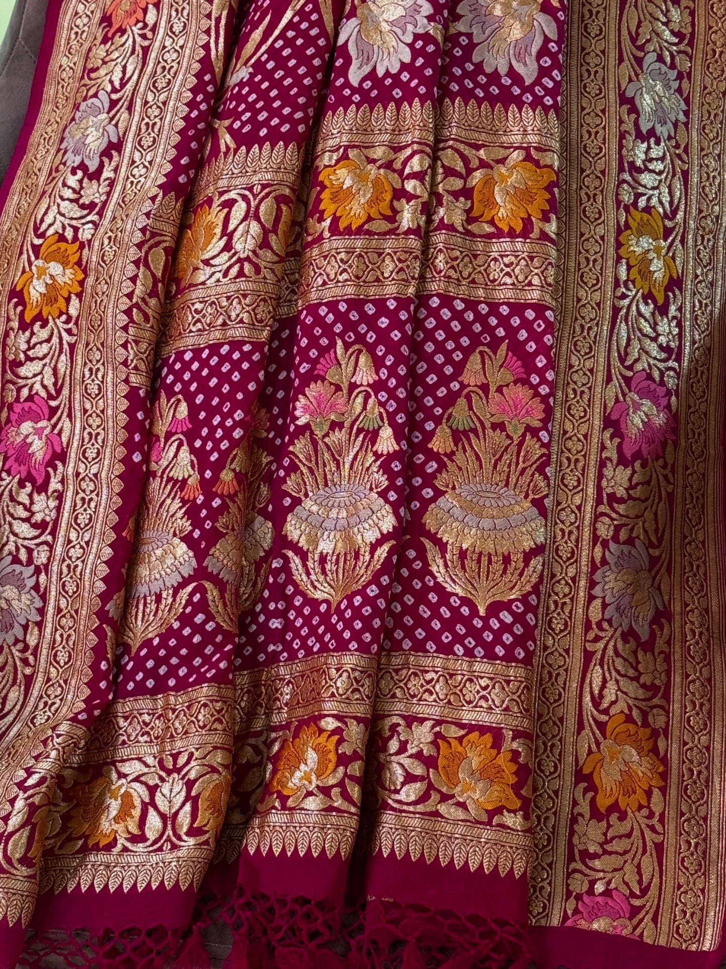Premium Banarasi Bandhani Dupatta