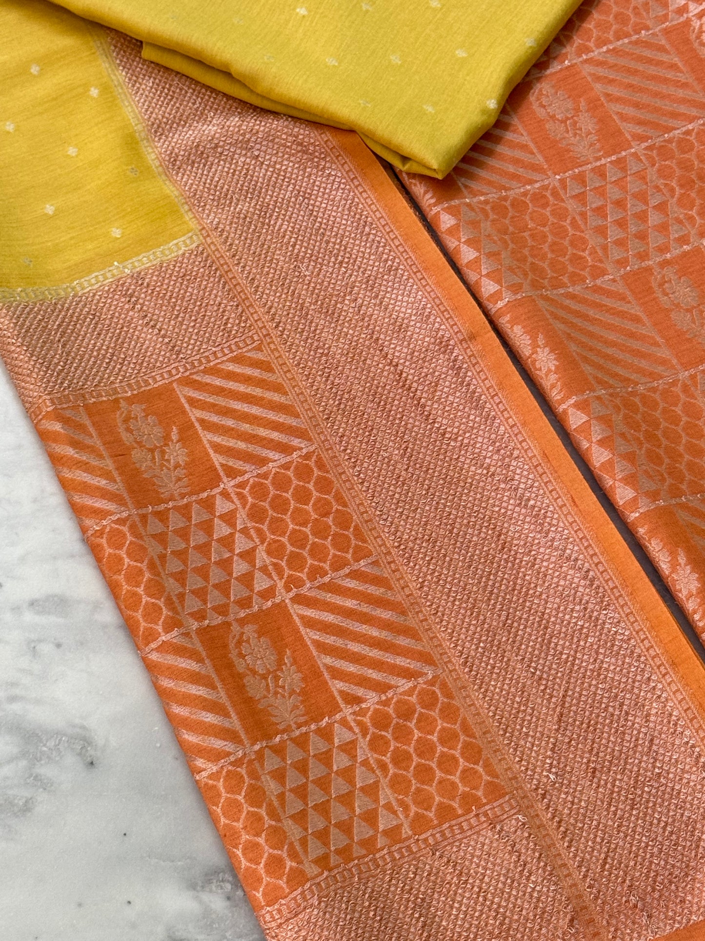 Munga Silk Suit Set