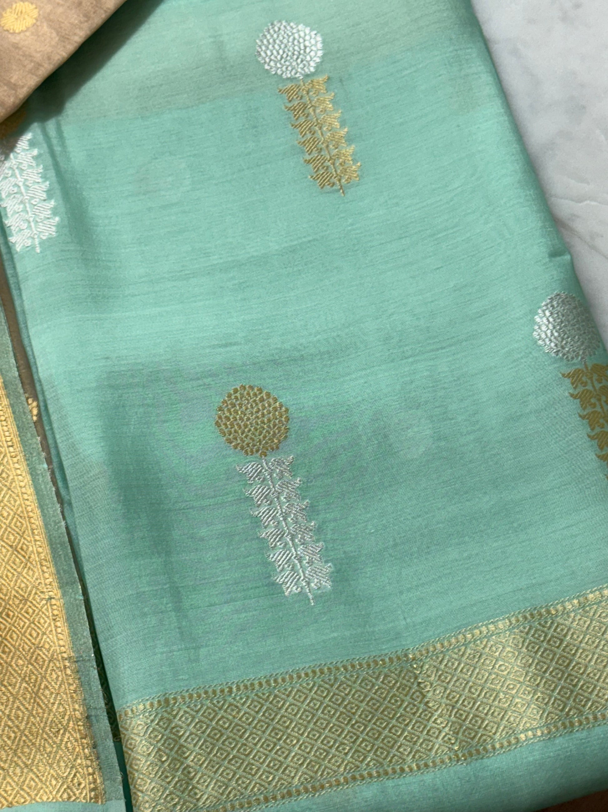 Spun Silk Suit With Tissue Silk Dupatta
