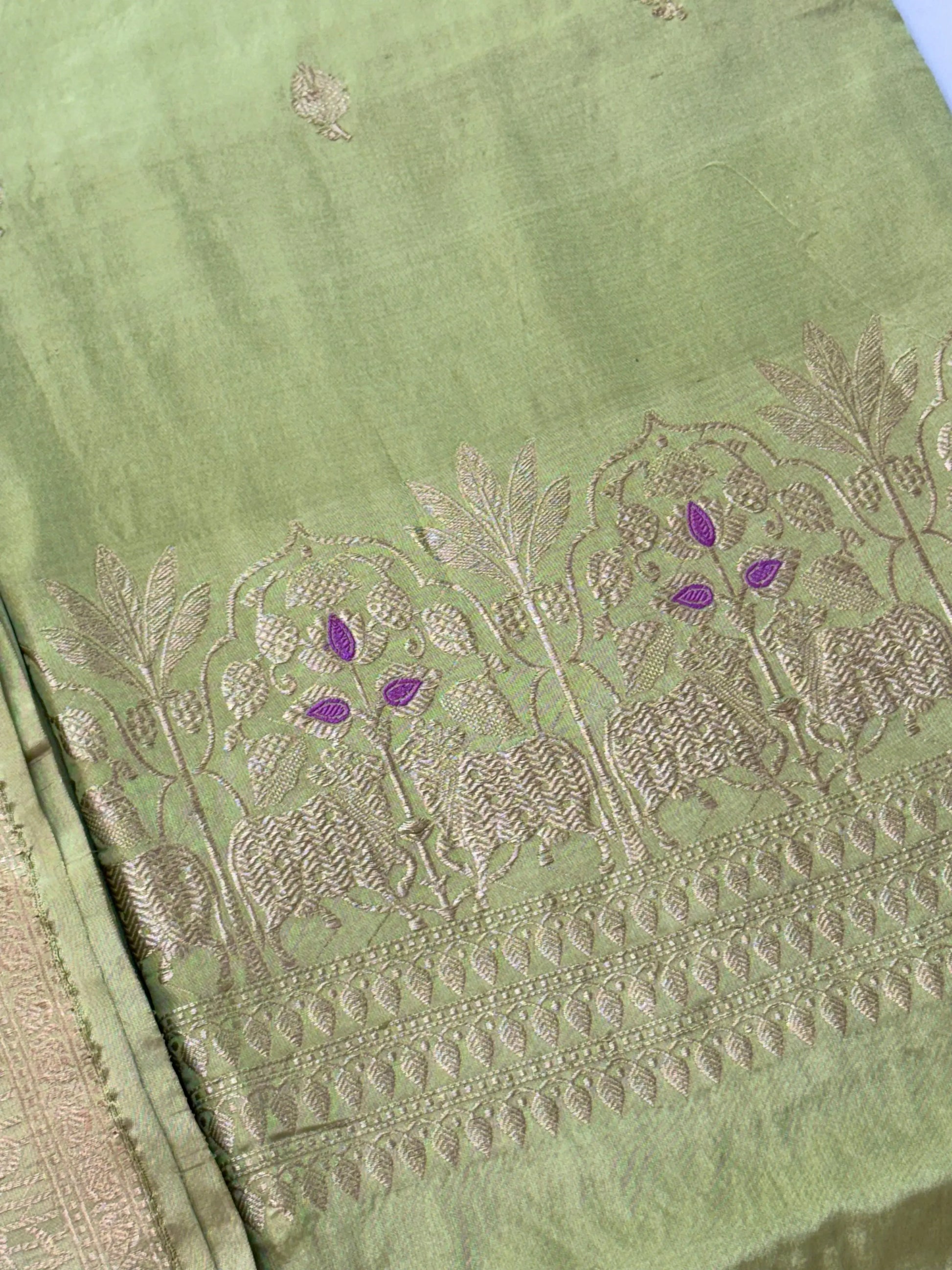 Katan Silk Suit Set Heritage Weaves