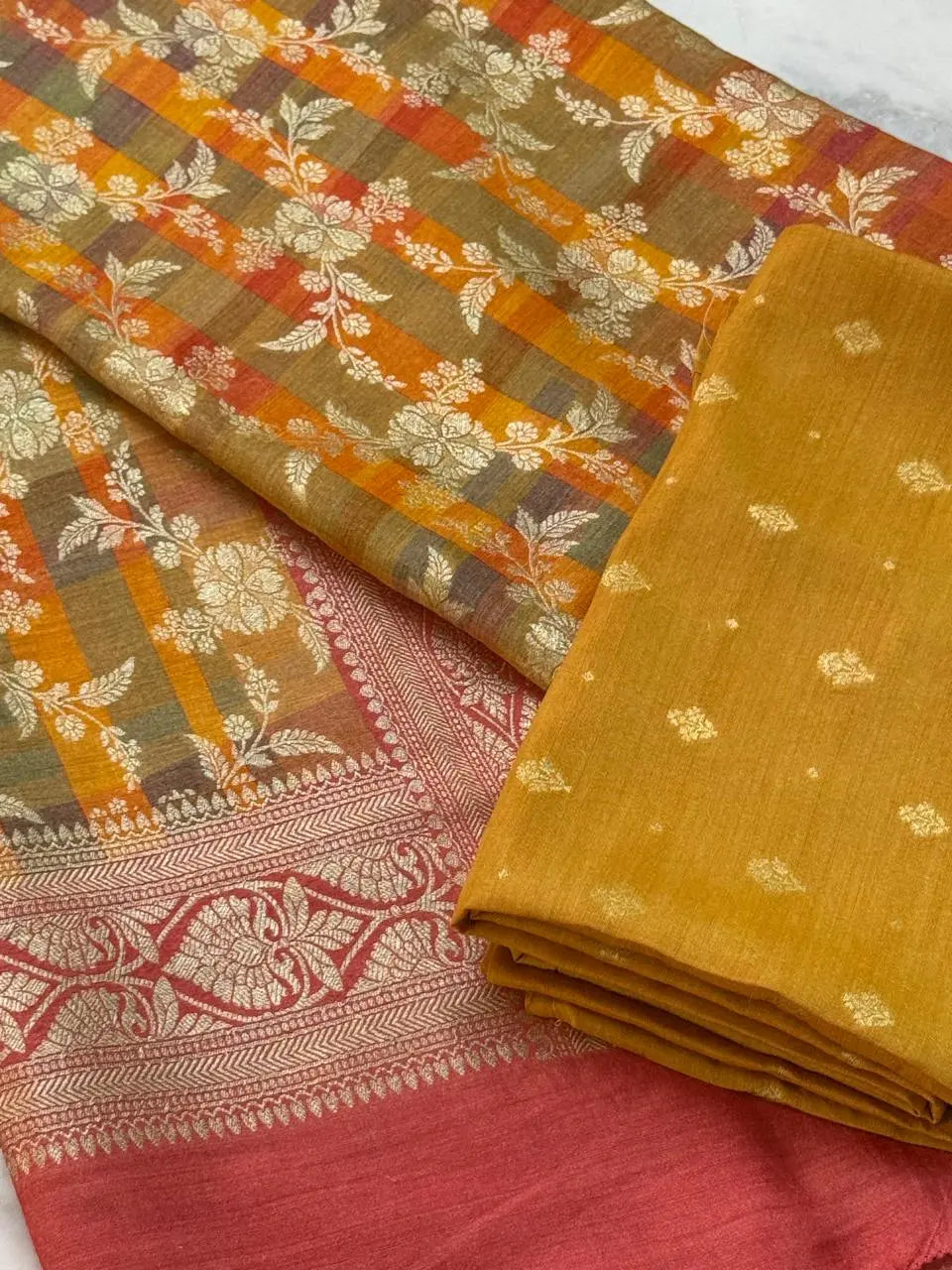 Munga Silk Suit Set Heritage Weaves