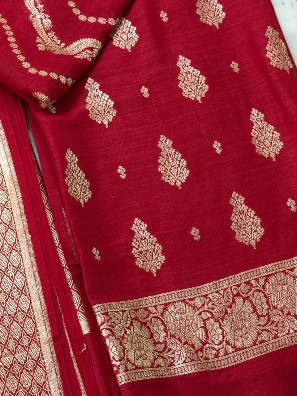 Munga Silk Suit Set Heritage Weaves