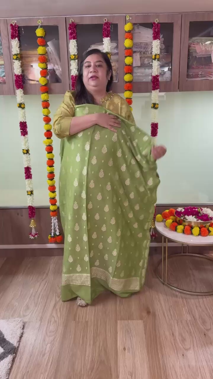 Munga Silk Suit Set